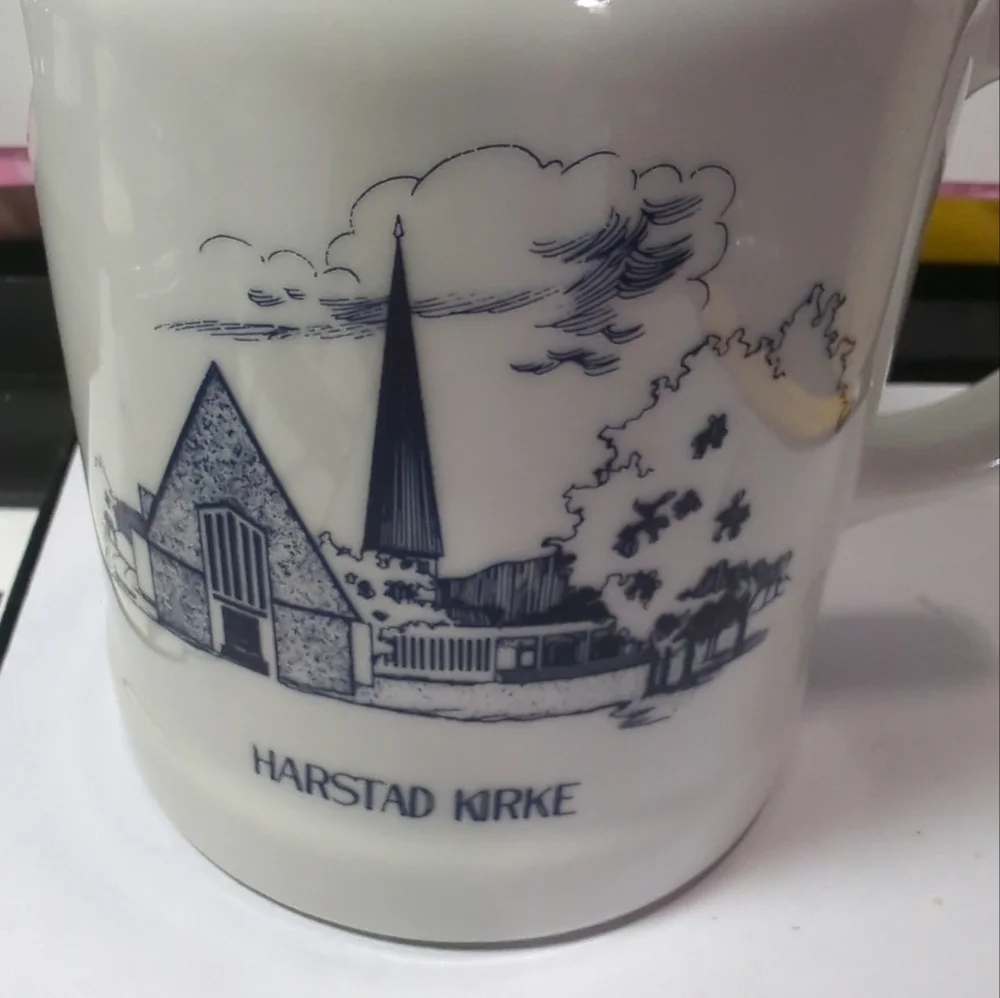 STONEWARE THEMED MUG HARSTAD KIRKE OF NORWAY 1982 Vintage  DEKOR-DYRVIK- Dated